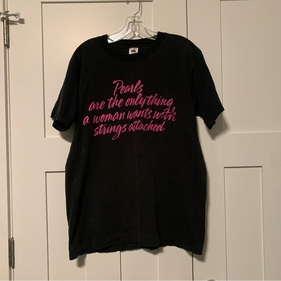 Vintage Tops - Vintage Virginia Slims Cigarettes Graphic Tee